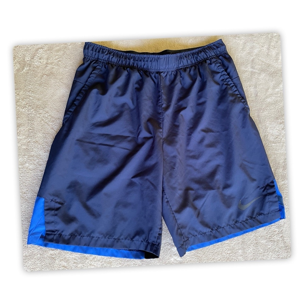 Nike Dri-FIT Boys Athletic Shorts Blue Size M Basketball Training Gym